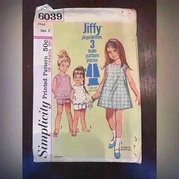 Vintage simplicity children’s play clothes pattern - Picture 1 of 2
